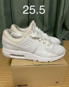 ナイキ エアマックスゼロ　エッセンシャル　ホワイト25.5cmのサムネイル