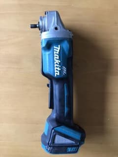 マキタ充電式ディスクグラインダ  GA408D 18v 100mm  ジャンクのサムネイル