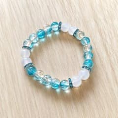 Omoi.Musubi.kokoroクラック水晶 ブレスレット ブルー系のサムネイル