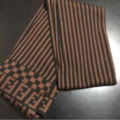 こばやん様  専用  FENDY マフラー 美品のサムネイル