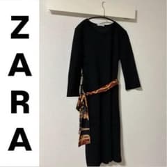 ZARA スカーフベルト付き ブラック ワンピースのサムネイル