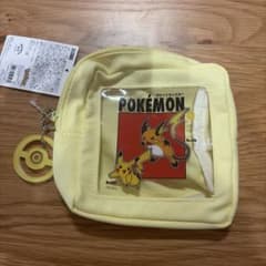【新品】3COINS ポケモン30周年 ミニポーチ ピカチュウ　イエローのサムネイル