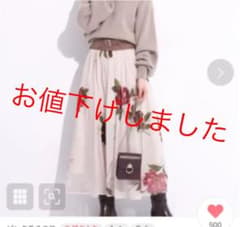 ●新品●【ベルト付　シアー花柄スカート】のサムネイル