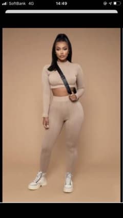Fashion nova  ニットセットアップのサムネイル