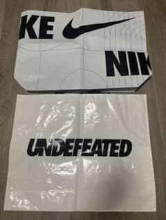NIKE UNDEFEATED エコバッグ　Lサイズのサムネイル