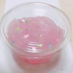 ピンクのジェル系スライムのサムネイル