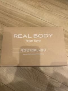 REALBODY プロテインEvolv  ヨーグルト&バナナ　合計21袋のサムネイル