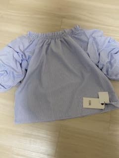 オフショルトップスのサムネイル