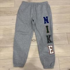 NIKE スウェット グレーのサムネイル