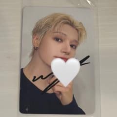 お値下げ　ATEEZ シドニー公演 センドオフ サイン入り ウヨンMD特典トレカ ATEEZ ウヨン アジアツアー センドオフ サイントレカ - メルカリ