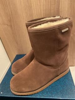 【専用】EMU ムートンブーツのサムネイル