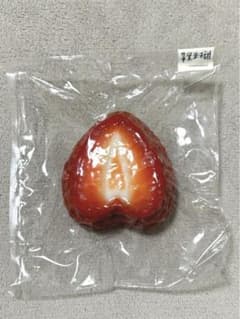 アップルパイは甘くない いちごカット スクイーズのサムネイル