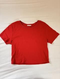 GU ミニTシャツ 赤 Sサイズのサムネイル