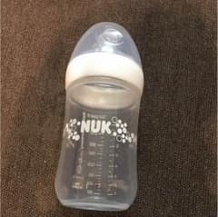 哺乳瓶のサムネイル