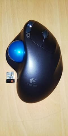 M570 Wireless Trackball - ロジクールのサムネイル