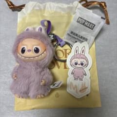ひ*ん様 ラブブ　pin for love イニシャル　Mのサムネイル