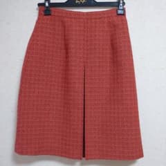 THE GINZA レッド系 ツイード ひざ丈スカートのサムネイル