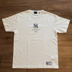 KITH New York Yankees Tシャツ Lサイズのサムネイル