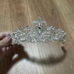 ブライダルティアラ ウェディングアクセサリーのサムネイル