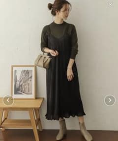URBAN RESEARCH DOORS プリーツキャミワンピースのサムネイル