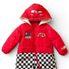 新品タグ付カーズジャンプスーツ100cm北海道限定ディズニーピクサーマックィーン