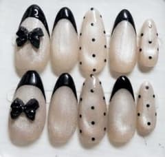ネイルチップ フレンチ リボン ドット柄のサムネイル