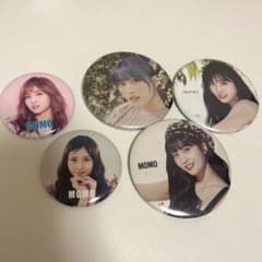 TWICE モモ 缶バッジ セットのサムネイル