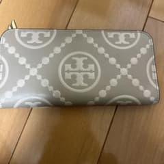 Tory Burch ロゴパターン 長財布 グレーのサムネイル