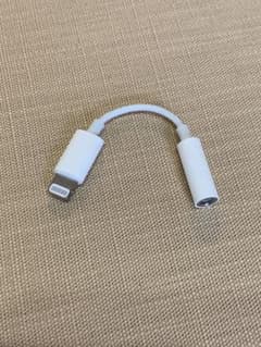 Apple iPhone 純正 Lightning-ヘッドフォンジャックアダプタのサムネイル