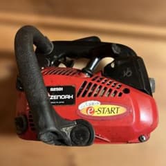 ゼノア　チェンソーG2501T 部品取り用のサムネイル