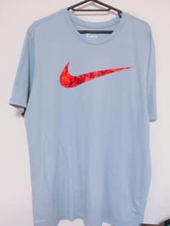 NIKE Tシャツのサムネイル