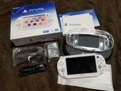 PlayStation Vita（PCH-2000シリーズ） Wi-Fiモデルのサムネイル