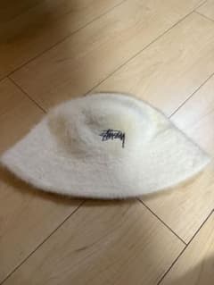 Stussy バケットハット ホワイトのサムネイル