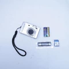 PENTAX Optio S50 Digital Camera with Memory Card (Smartphone Transfer Capability)