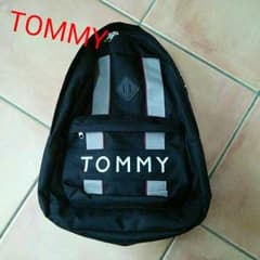 TOMMY HILFIGER 黒リュックのサムネイル