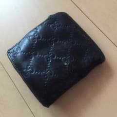 GUCCI 折りたたみ財布のサムネイル