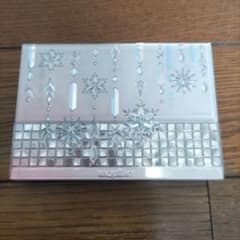 MAQuillAGE マキアージュ コンパクトケース 限定デザインのサムネイル