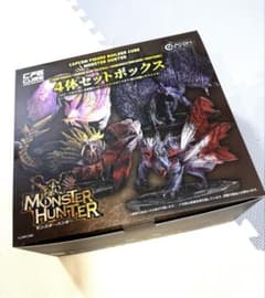 カプコンフィギュアビルダー　モンスターハンター　CUBE 4体セットボックスのサムネイル