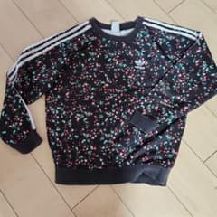 adidas 花柄 トレーナーのサムネイル