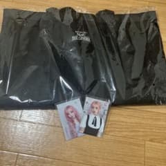 NiziU THE CINEMA トートバッグ ブラックのサムネイル