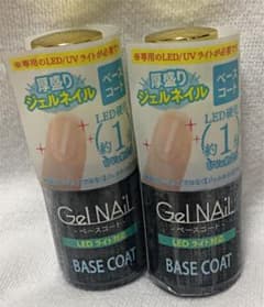 セリアカラージェルネイル　ベースコート2本のサムネイル