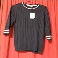 新品☆薄手のニットのサムネイル