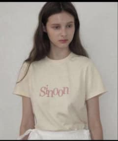 Sinoon ロゴTシャツ クリーム　韓国