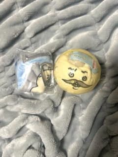 Movie Chiikawa Die-Cut Pouch Mochi Face Mascot