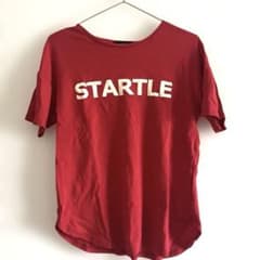 STARTLE ロゴ 半袖Tシャツ レッドのサムネイル