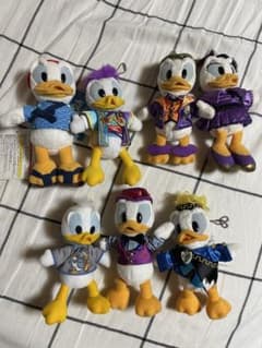 ディズニー　ドナルド　ぬいぐるみバッジのサムネイル