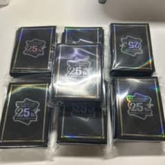 遊戯王 25th Anniversary スリーブ黒　開封済み7個セットのサムネイル