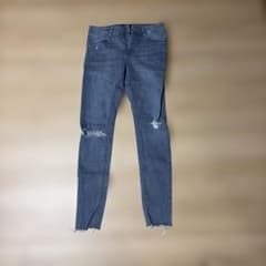 Bershka スキニーデニム ダメージ加工 グレーのサムネイル
