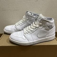 ナイキ　エアジョーダン1　ミッド　ホワイト／グレーのサムネイル