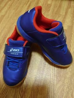 ASICS アシックス  室内用サッカーシューズ 17cm　フットサルのサムネイル